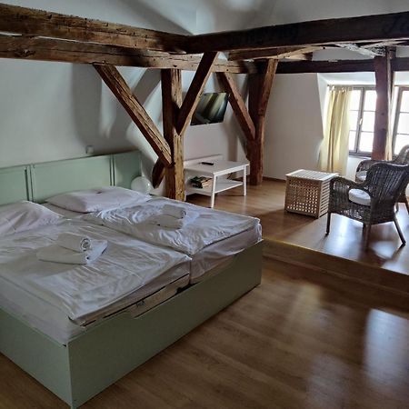 Hotel Celerin Telcz Zewnętrze zdjęcie