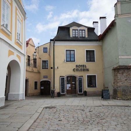 Hotel Celerin Telcz Zewnętrze zdjęcie