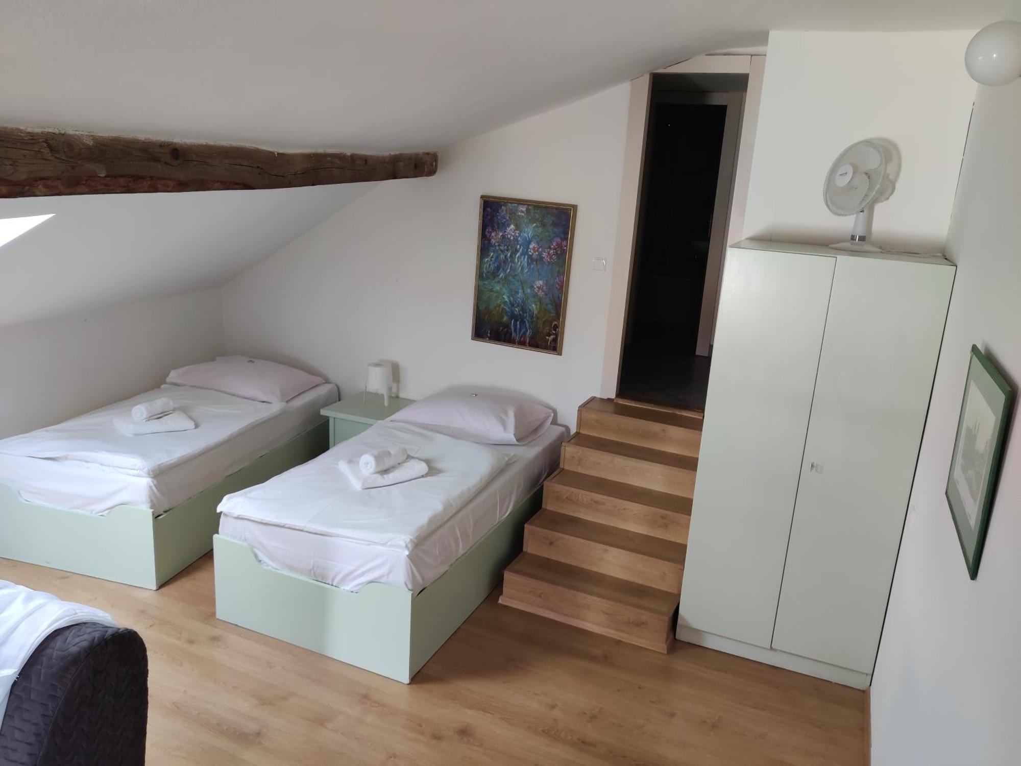 Hotel Celerin Telcz Zewnętrze zdjęcie