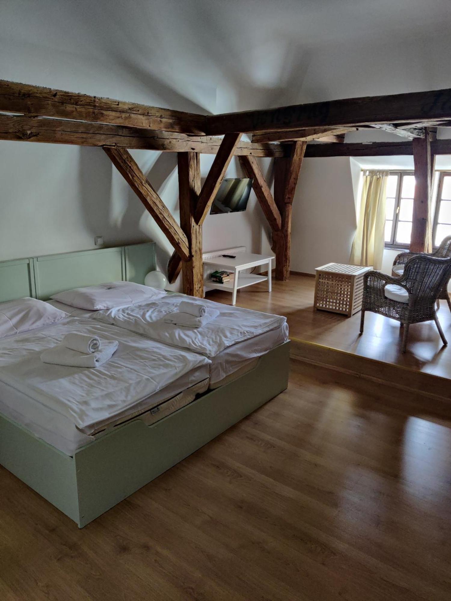 Hotel Celerin Telcz Zewnętrze zdjęcie