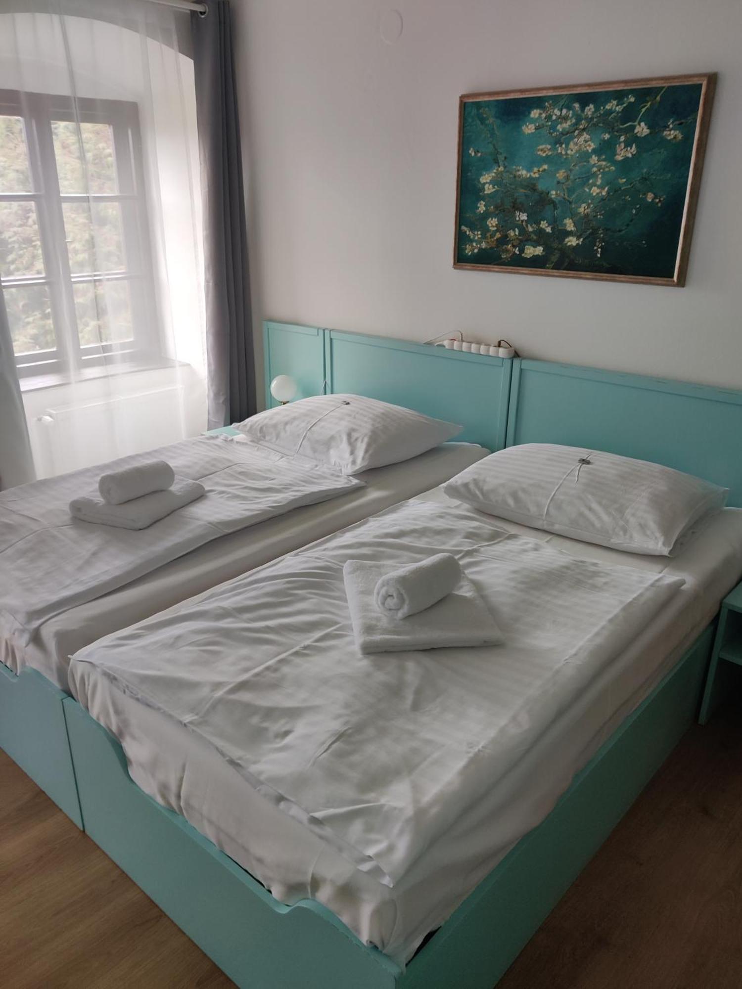 Hotel Celerin Telcz Zewnętrze zdjęcie