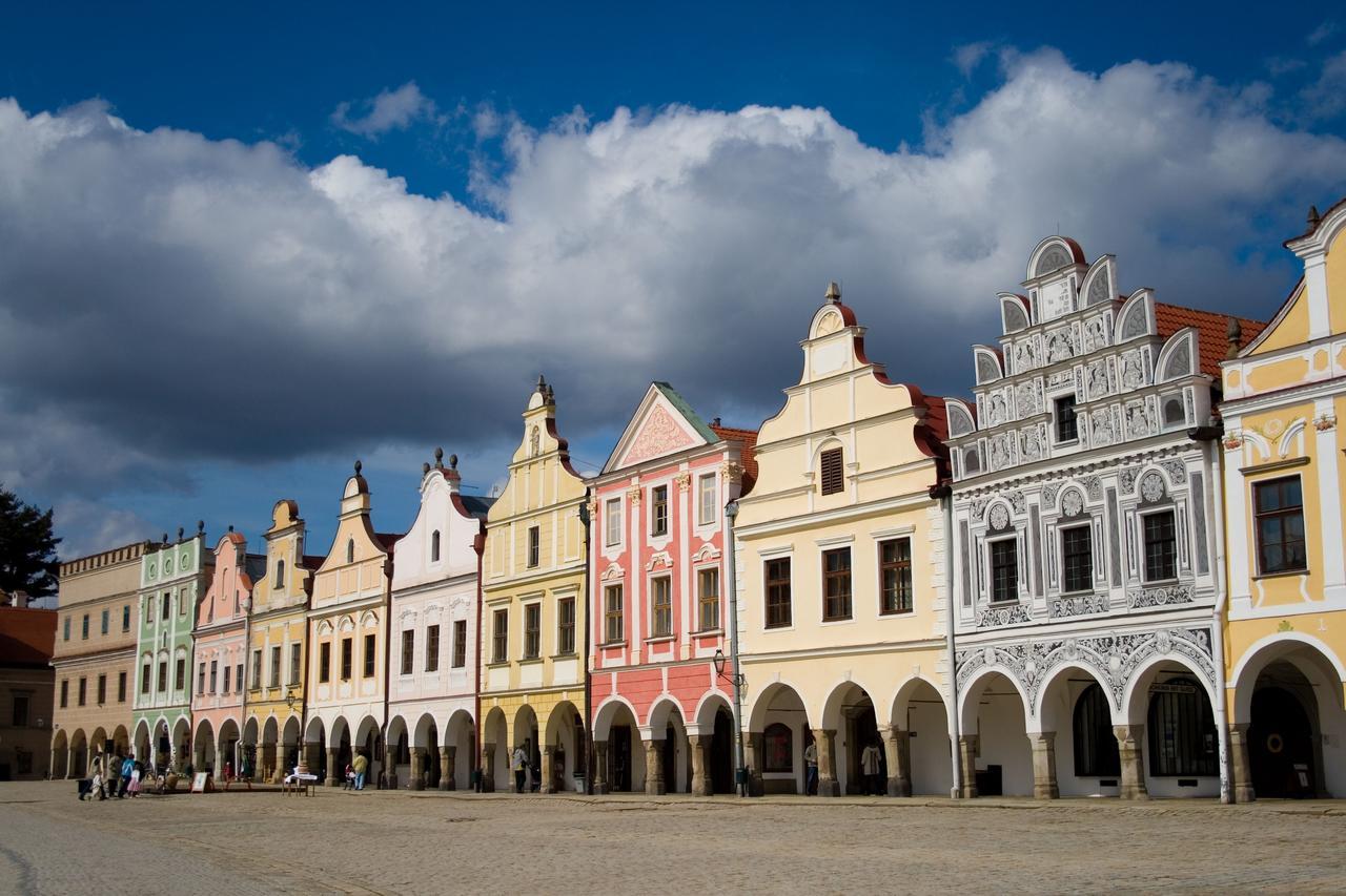 Hotel Celerin Telcz Zewnętrze zdjęcie